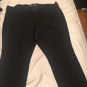 Black Size 16R old navy jeans never worn